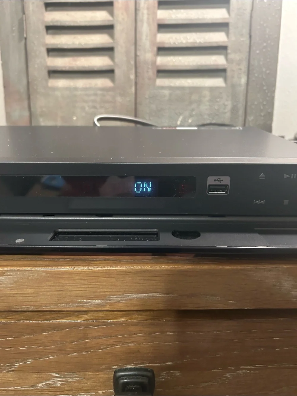 Samsung Blu-ray Disc Player HDMI BD-P1600 w/Remote & Manual EUC
